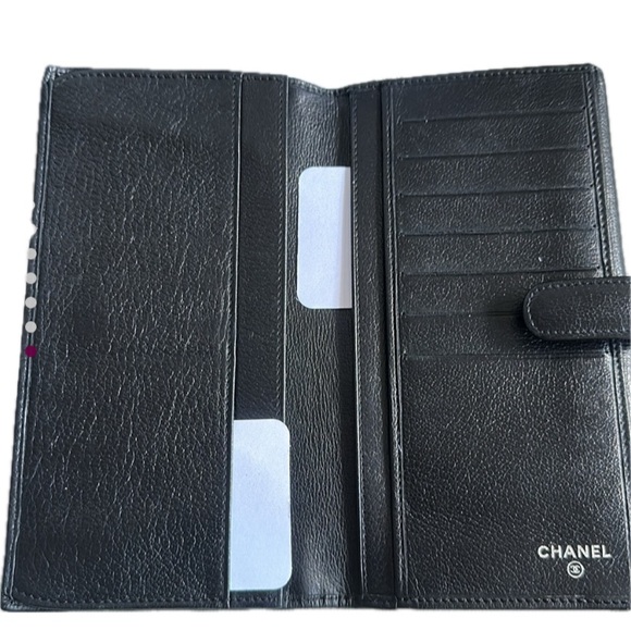 AUTHENTIC CHANEL Black Leather CAMILIA Embossed Wallet w/ Box, Dust Bag and COA - Picture 4 of 12